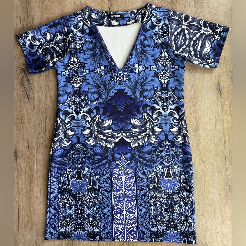 MISSGUIDED Print Mini Dress